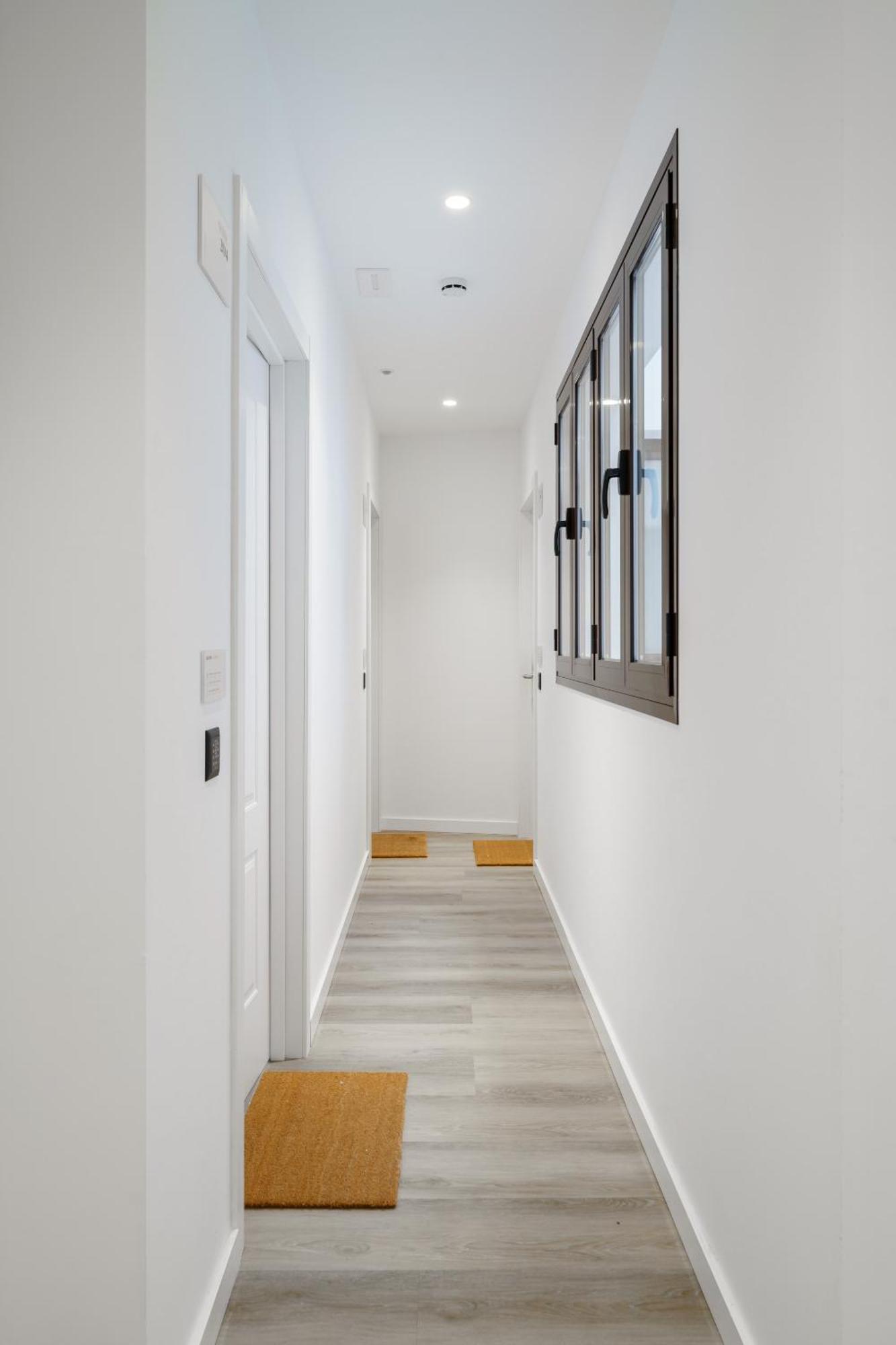 Limehome Malaga Calle Victoria Exterior foto